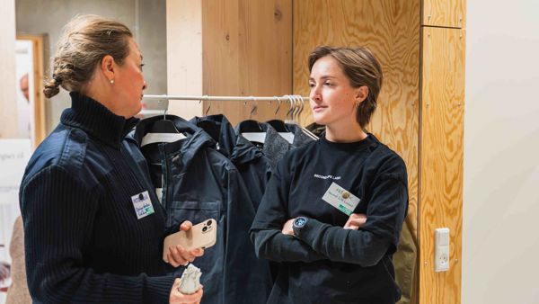 Eventet Om Cirkulær Acceleration Deltagere