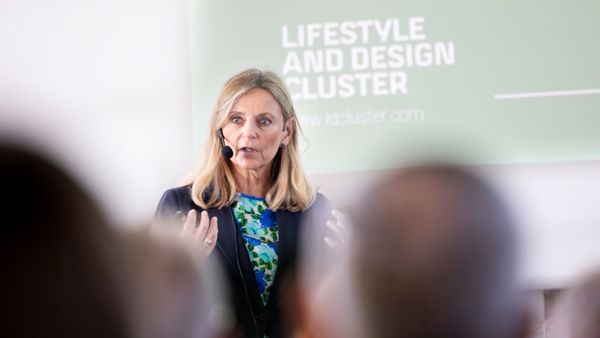 Møbelbranchen – Sådan Bruges AI Møbelseminar 2025 Betina Simonsen