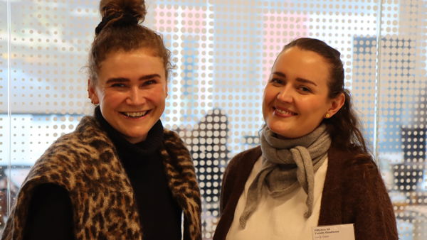 Michelle Grunnerød Og Guro Även Barsity Headwear
